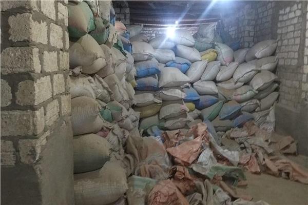 ضبط 20 طن رِدة مغشوشة قبل طرحها بالأسواق  بسوهاج 