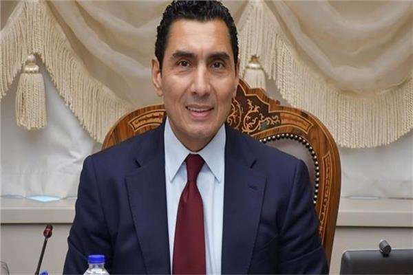 جوهر نبيل وزير الشباب والرياضة