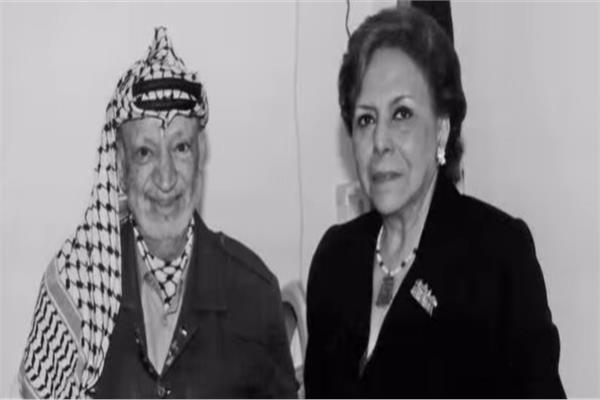 السفيرة مرفت تلاوي
