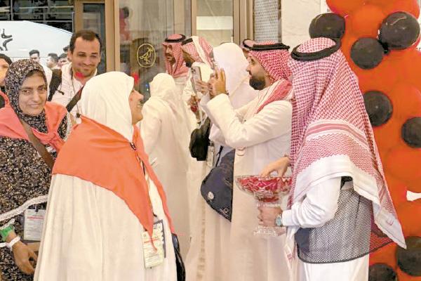 خلال استقبال الحجاج فى الأراضى المقدسة