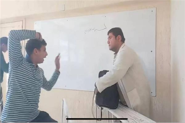 التعدي على أحد المعلمين