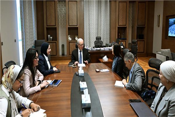 نائب رئيس الوزراء للشئون الاقتصادية يلتقي الممثلة المقيمة لبرنامج الأمم المتحدة الإنمائي في مصر