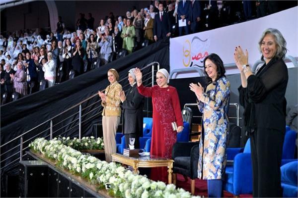 السيدة انتصار السيسي خلال الاحتفالية