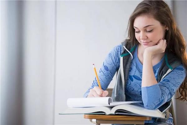 طلاب الثانوية العامة