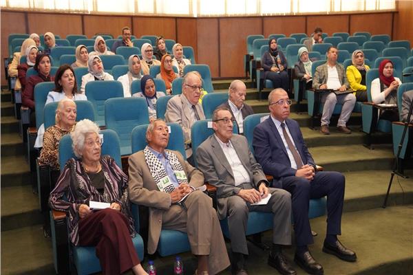 قراءة تحليلية لمستقبل التوازنات الدولية وتأثيراتها على مصر