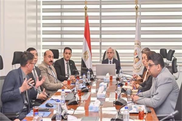 وزير الاستثمار والتجارة الخارجية 