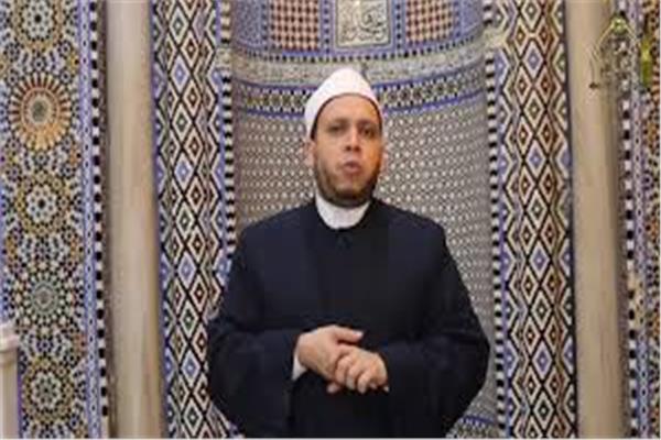 الدكتور مؤمن الخليجي، إمام وخطيب مسجد الإمام الحسين