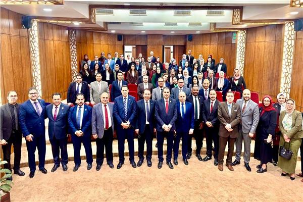 المشاركون في ندوة النيابة الإدارية