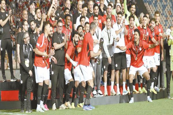 الفراعنة يتحدون «راقصى السامبا» فى البروفة الأخيرة قبل المونديال