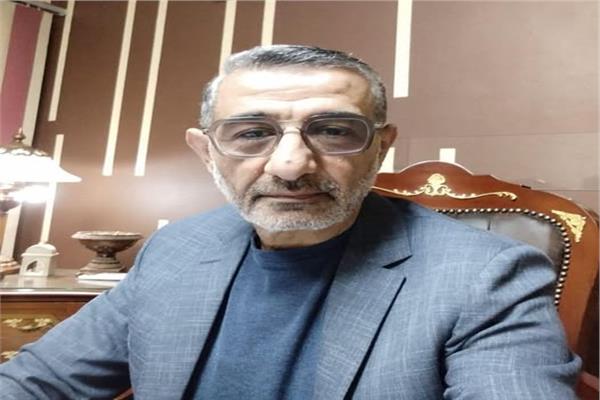 الدكتور عمرو السمدوني