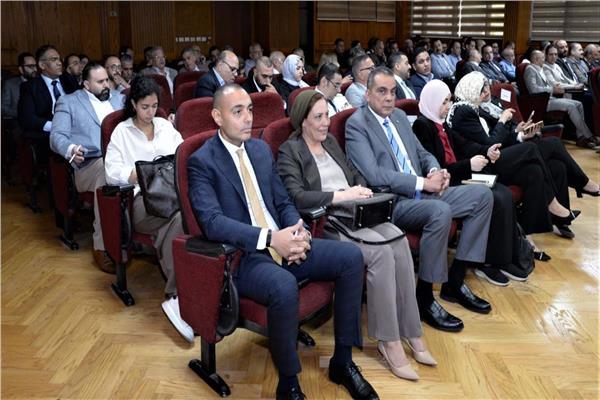 خلال الاجتماع،