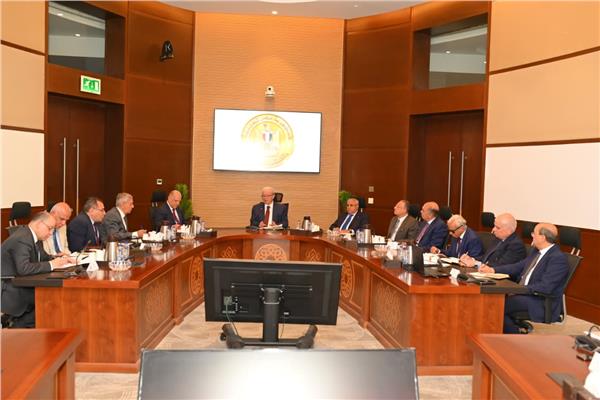 إجتماع نائب رئيس الوزراء للشؤون الاقتصادية