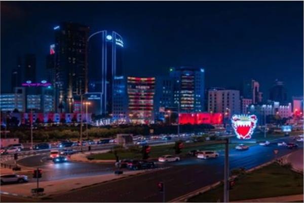 البحرين تُحذر السكان: التوجه الفوري للملاجئ ومتابعة التعليمات الرسمية فقط.. عاجل 