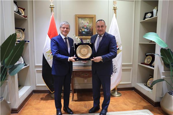  وزير التعليم العالي يستقبل المرشح الروماني لمنصب الأمين العام للفرانكفونية