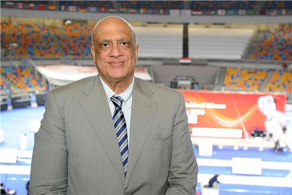 طارق الحسيني رئيس الاتحاد المصري للسلاح
