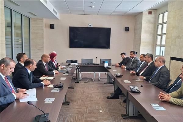 وزير العمل يبحث مع نظيره العُماني تعزيز التعاون المشترك في مجالات التدريب والحماية المهنية