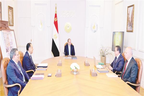 ● السيسى يطلع على محاور العمل بمنظومة التأمين الصحى الشامل