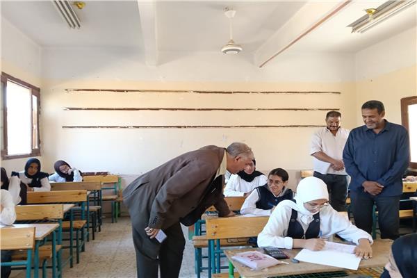 شديدات وانضباط في امتحانات الشهادة الإعدادية بقنا