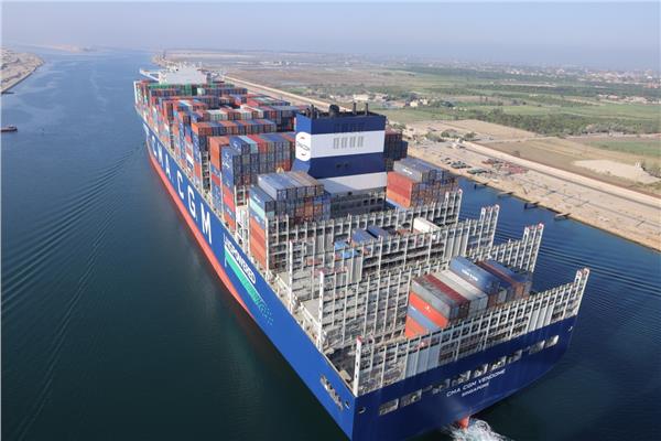 قناة السويس تشهد عبور سفينة الحاويات العملاقة CMA CGM VENDOME لأول مرة