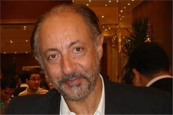 الفنان الكبير عبد العزيز مخيون