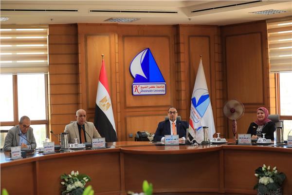 رئيس جامعة كفر الشيخ