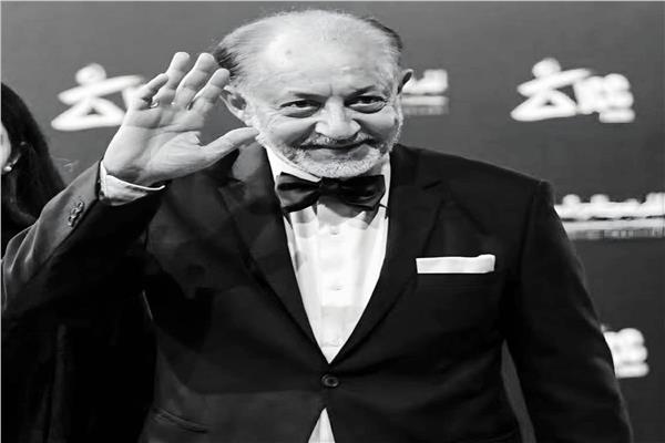 عبد العزيز مخيون