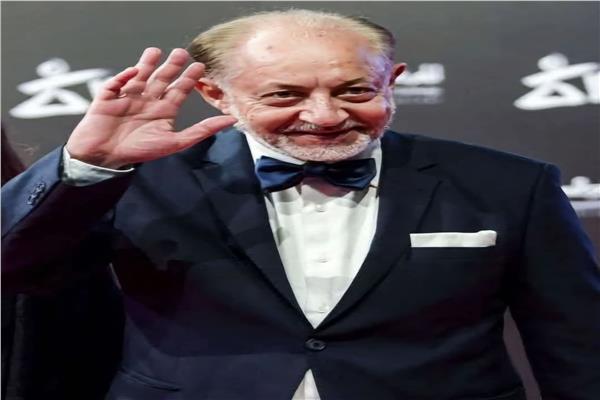 عبد العزيز مخيون 