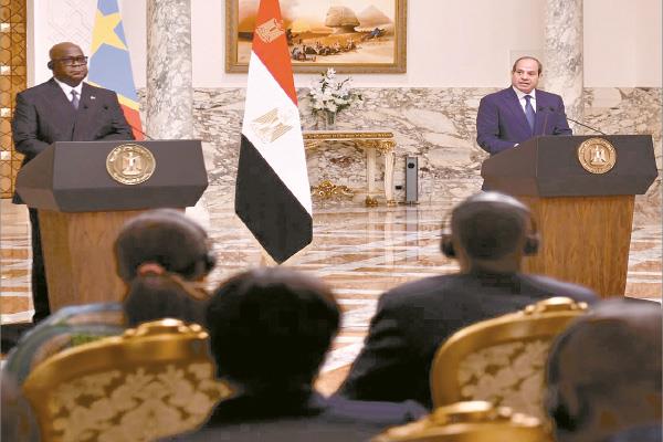 الرئيسان السيسى وتشيسيكيدى خلال المؤتمر الصحفى