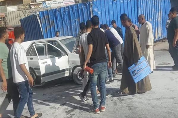 السيطرة على حريق جزئي بسيارة ملاكي