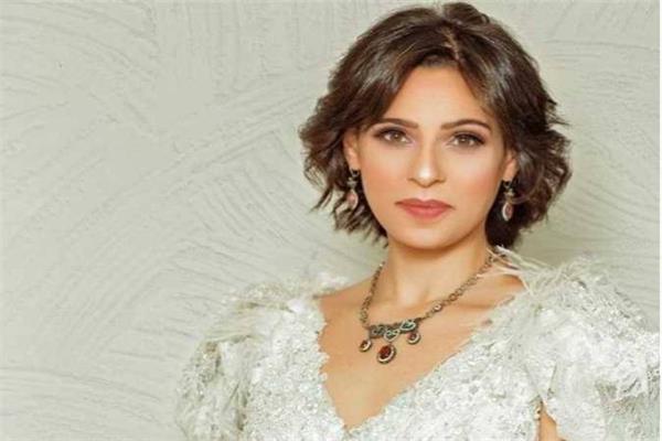 الفنانة نورهان