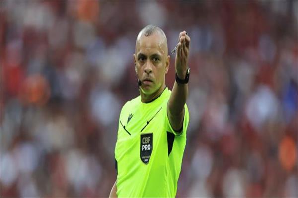 الحكم الدولي البرازيلي ويلتون سامبايو