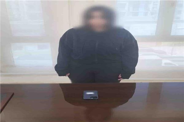 ضبط صانعة محتوى بالجيزة 