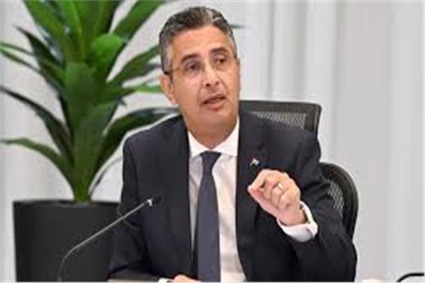  الدكتور شريف فاروق وزير التموين