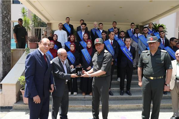 جانب من الزيارة