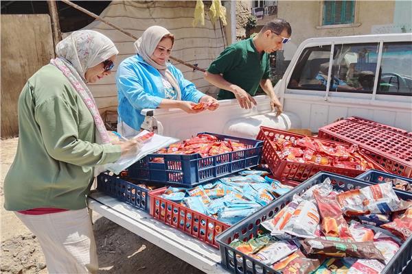 ضبط عبوات أغذية منتهية الصلاحية