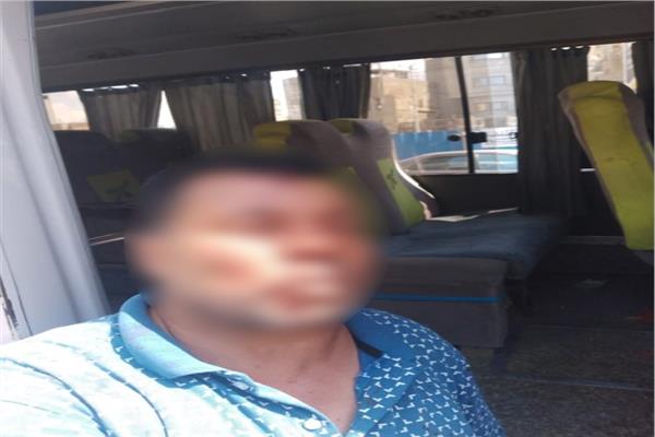 ضبط سائقين بالدقهلية لاعتدائهما على سائق أتوبيس بسبب أولوية تحميل الركاب