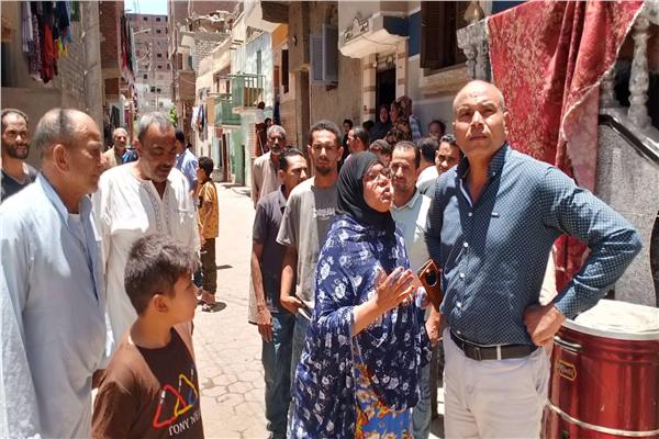 الغرياني يتفقد تصدع عقار بحي شرق المدينة