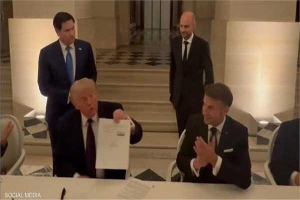 إيمانويل ماكرون ودونالد ترامب
