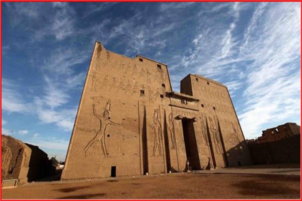 تل العمارنة 