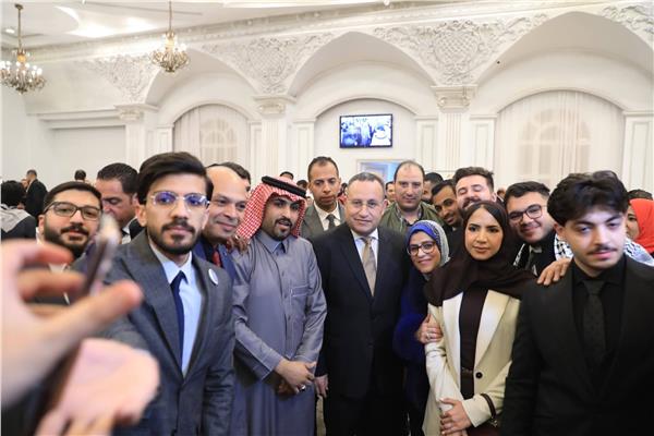 خلال اللقاء