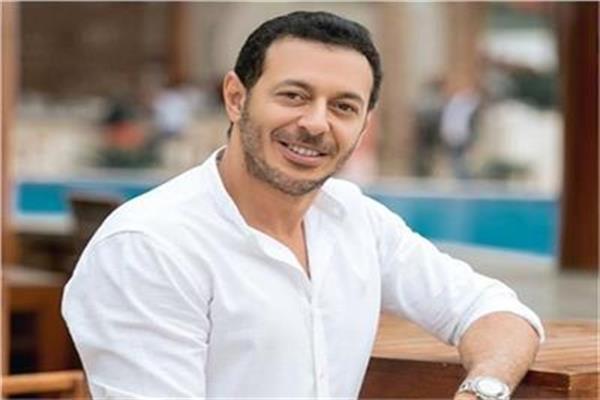 مصطفي شعبان