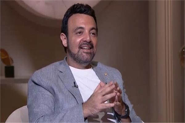 عمرو محمود ياسين 