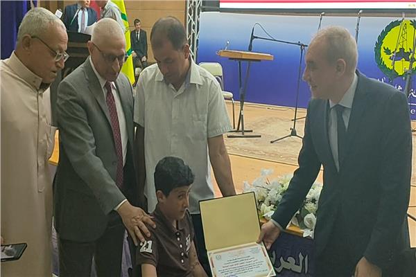 تكريم  احد ضحايا الارهاب بالشيخ زويد