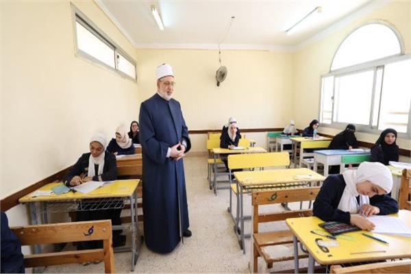 امتحانات الشهادة الثانوية الأزهرية 