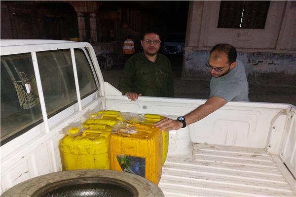 ضبط 80 لتر زيت طعام مجهول المصدر