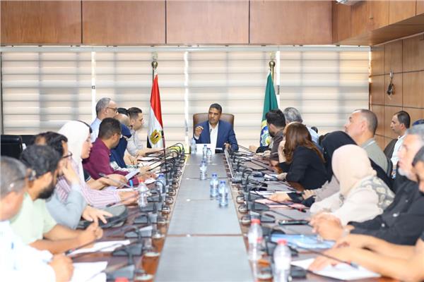 نائب المحافظ يترأس اجتماعا لمتابعة 