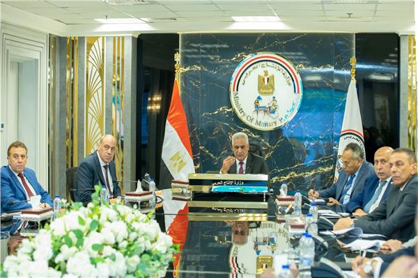 وزير الدولة للإنتاج الحربي