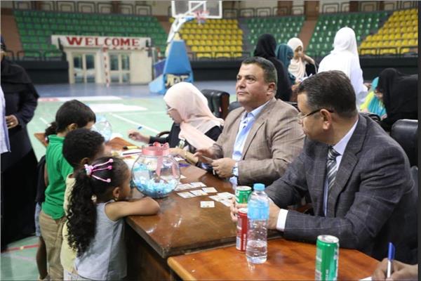 إجراء قرعة علنية لتوزيع 52 وحدة سكنية 