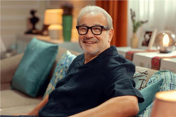 عمرو حلمي 