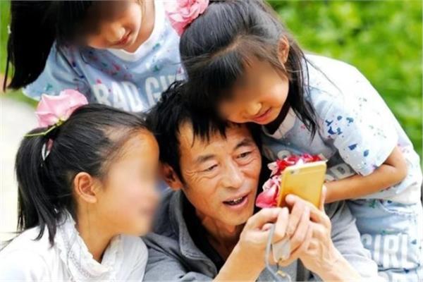  قصة مؤسسة تعليمية منحت أطفال فيروس نقص المناعة فرصة للحياة